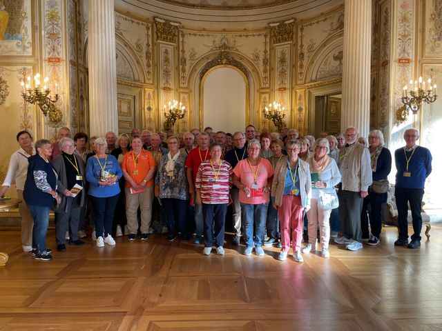 Melsungen. Auf Einladung des Landtagsabgeordneten Christoph Sippel (Bündnis 90/Die Grünen) besuchte eine Gruppe politisch interessierter Seniorinnen und Senioren aus Melsungen den Hessischen Landtag in Wiesbaden.