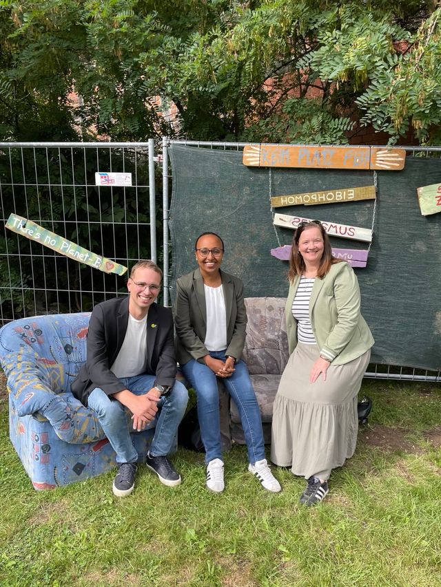 Grüne Politiker besuchen Musikschutzgebiet-Festival in Homberg: Ehrenamt und Kultur im ländlichen Raum im Fokus